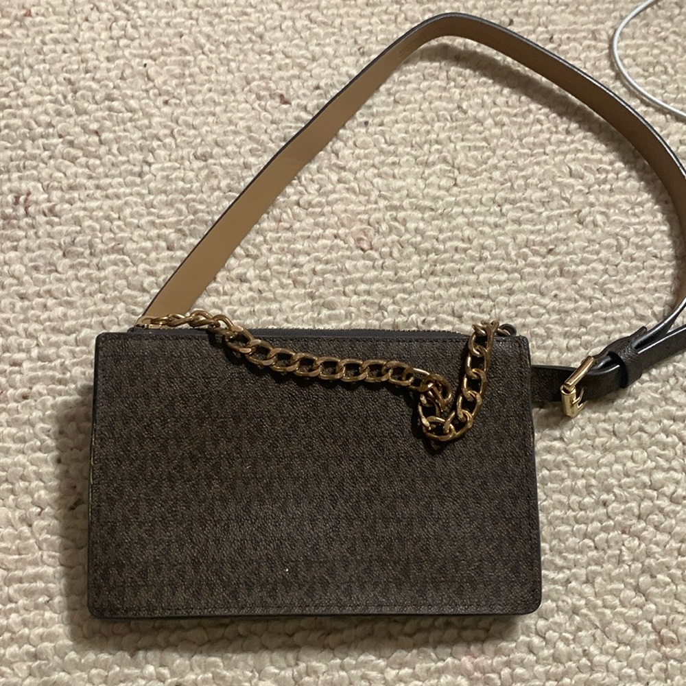 Michael lord belt bag good condition, zipper chain rusted